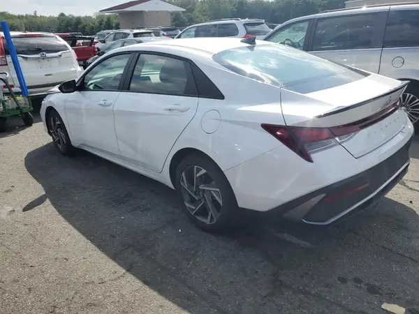 KMHLM4DG1SU891665 2025 HYUNDAI ELANTRA - Image 2