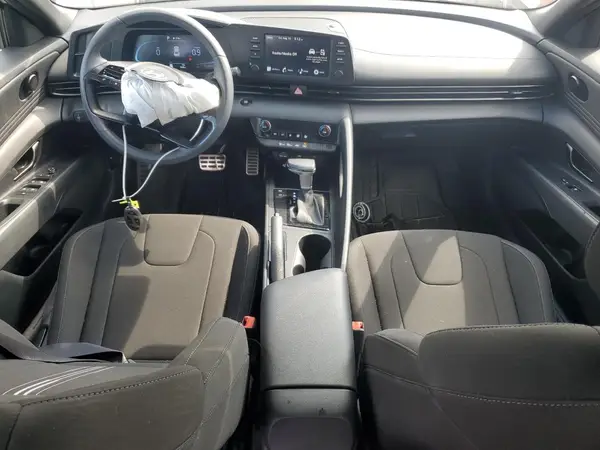 KMHLM4DG1SU891665 2025 HYUNDAI ELANTRA - Image 8
