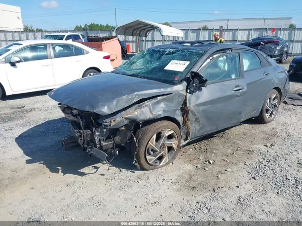 KMHLM4DG1SU891990 2025 HYUNDAI ELANTRA - Image 2