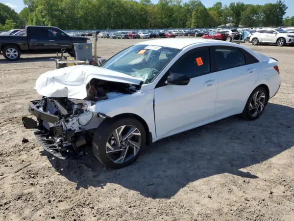 KMHLM4DG1SU896946 2025 HYUNDAI ELANTRA - Image 1