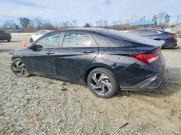 KMHLM4DG1SU903720 2025 HYUNDAI ELANTRA - Image 2