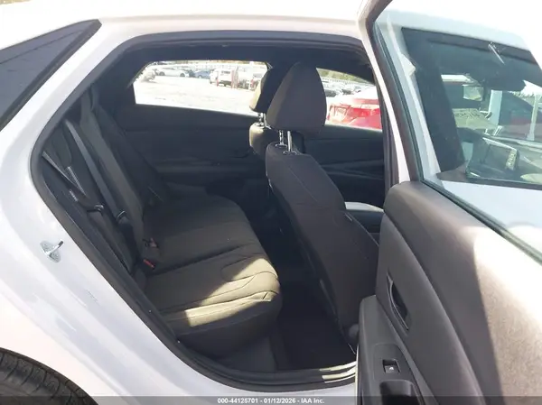 KMHLM4DG1SU906441 2025 HYUNDAI ELANTRA - Image 8