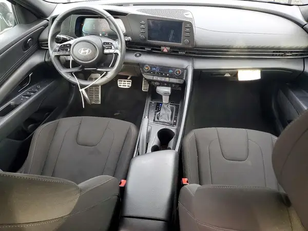 KMHLM4DG1SU908108 2025 HYUNDAI ELANTRA - Image 8