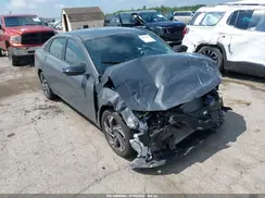 KMHLM4DG1SU916483 2025 HYUNDAI ELANTRA