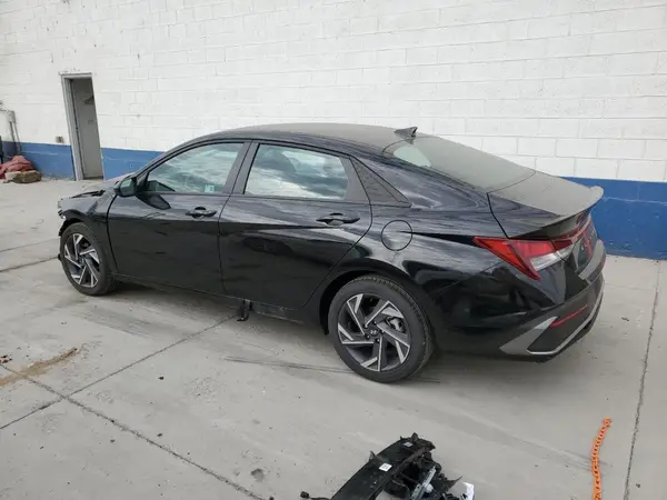 KMHLM4DG1SU927046 2025 HYUNDAI ELANTRA - Image 2