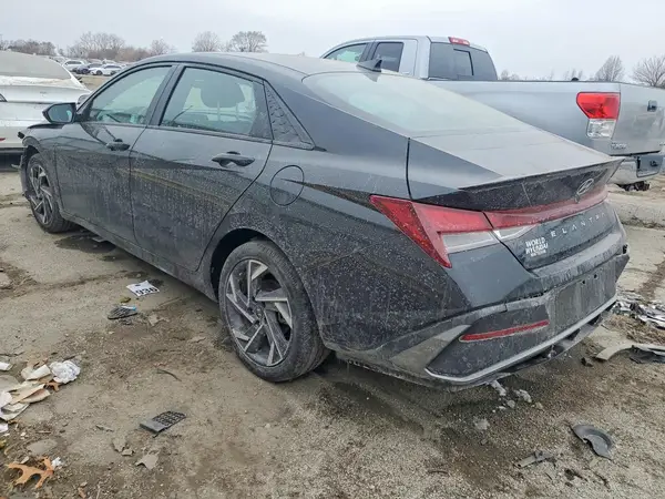 KMHLM4DG1SU927113 2025 HYUNDAI ELANTRA - Image 2
