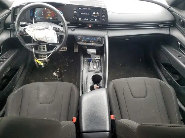 KMHLM4DG1SU927113 2025 HYUNDAI ELANTRA - Image 8