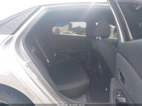 KMHLM4DG1SU929086 2025 HYUNDAI ELANTRA - Image 8