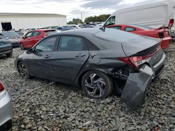 KMHLM4DG1SU933039 2025 HYUNDAI ELANTRA - Image 2