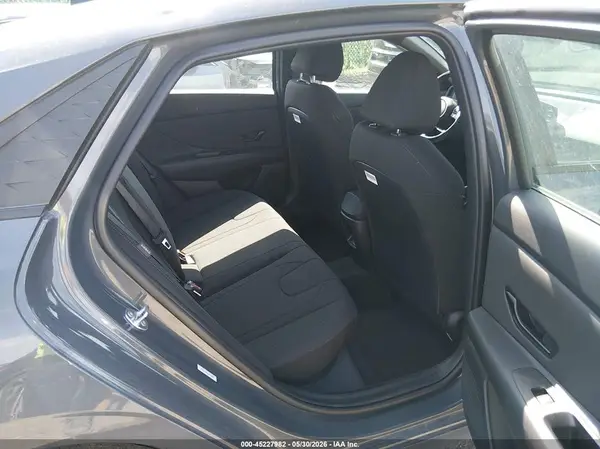 KMHLM4DG1SU938032 2025 HYUNDAI ELANTRA - Image 8