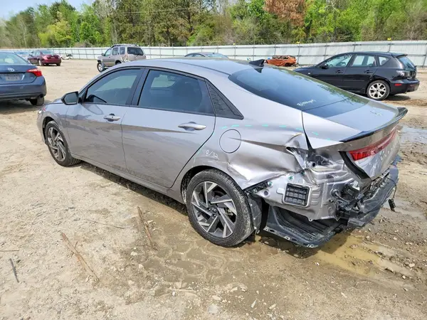 KMHLM4DG1SU938189 2025 HYUNDAI ELANTRA - Image 2