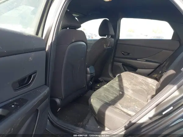KMHLM4DG1SU953758 2025 HYUNDAI ELANTRA - Image 8