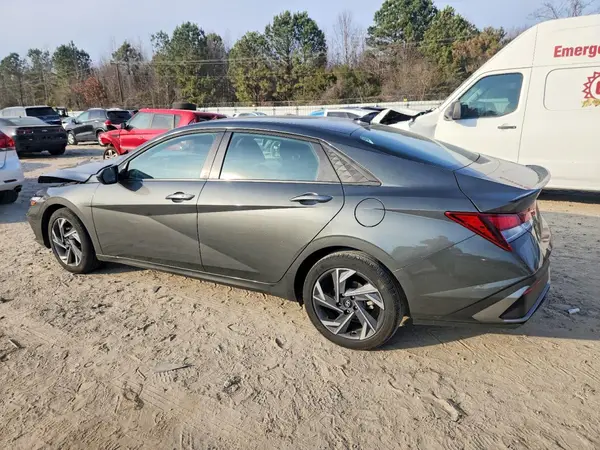 KMHLM4DG1SU953839 2025 HYUNDAI ELANTRA - Image 2