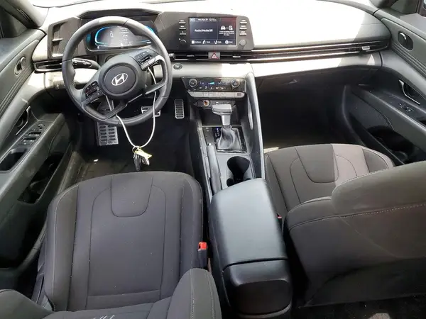 KMHLM4DG1SU960015 2025 HYUNDAI ELANTRA - Image 8