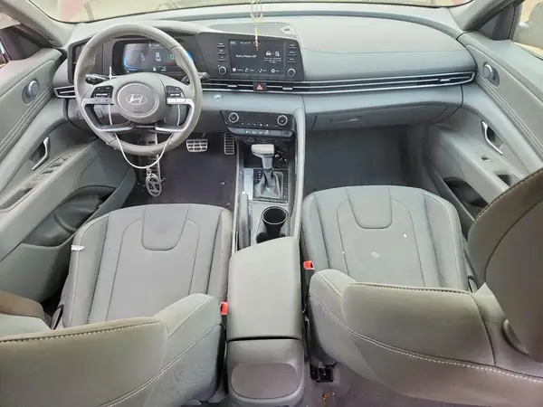KMHLM4DG1SU968602 2025 HYUNDAI ELANTRA - Image 8
