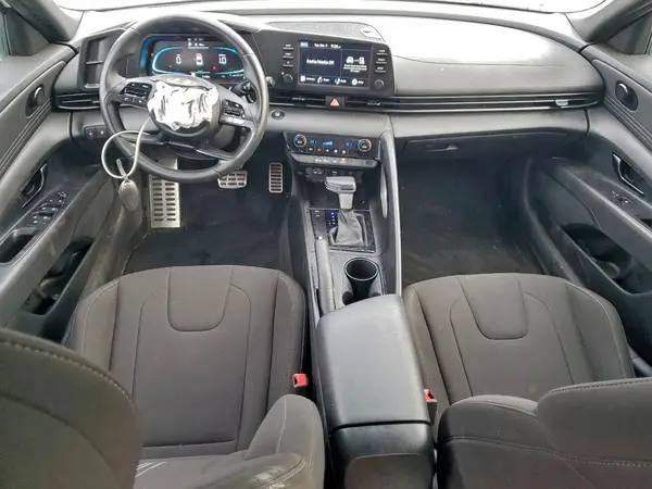 KMHLM4DG1SU971824 2025 HYUNDAI ELANTRA - Image 8