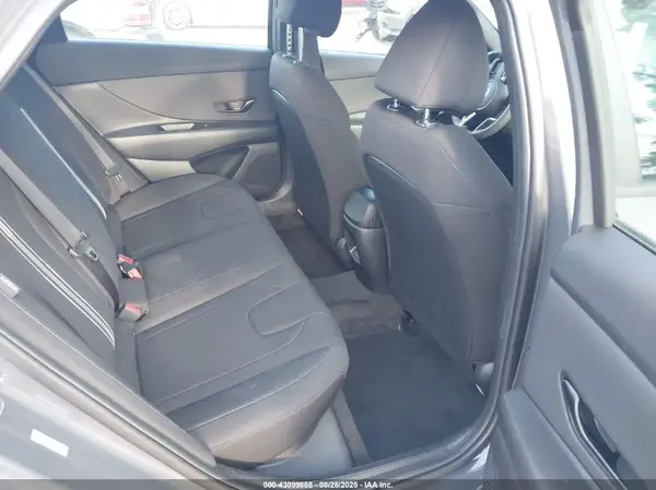 KMHLM4DG1SU984038 2025 HYUNDAI ELANTRA - Image 8
