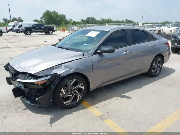 KMHLM4DG1SU992706 2025 HYUNDAI ELANTRA - Image 2