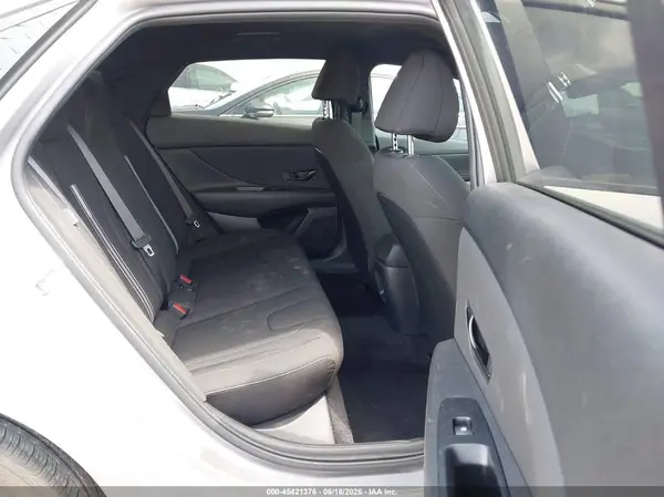 KMHLM4DG1SU992706 2025 HYUNDAI ELANTRA - Image 8