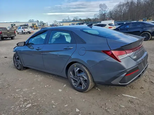 KMHLM4DG1SU998005 2025 HYUNDAI ELANTRA - Image 2