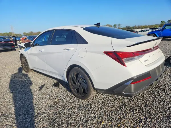 KMHLM4DG1TU102819 2026 HYUNDAI ELANTRA - Image 2