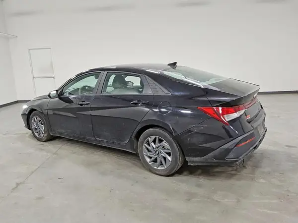 KMHLM4DG2RU640535 2024 HYUNDAI ELANTRA - Image 2