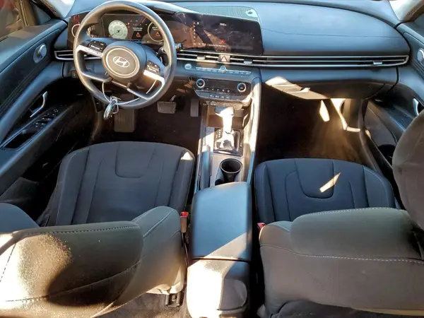 KMHLM4DG2RU640597 2024 HYUNDAI ELANTRA - Image 8