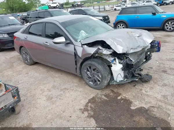 KMHLM4DG2RU642396 2024 HYUNDAI ELANTRA - Image 1