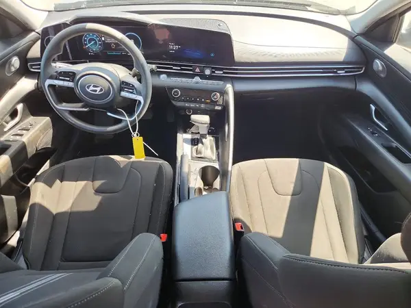 KMHLM4DG2RU647999 2024 HYUNDAI ELANTRA - Image 8