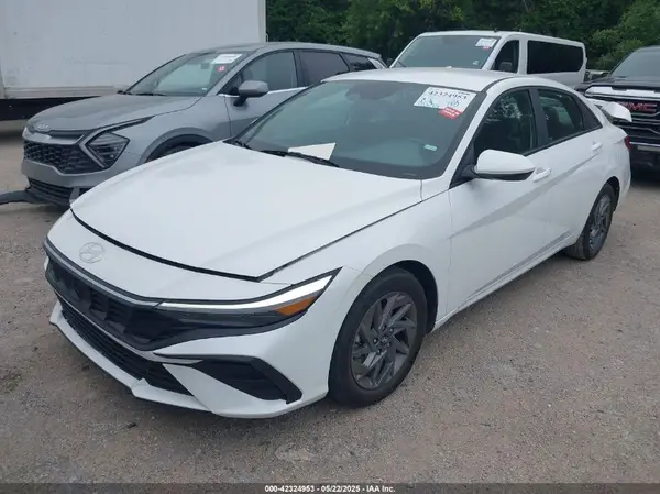 KMHLM4DG2RU648103 2024 HYUNDAI ELANTRA - Image 2