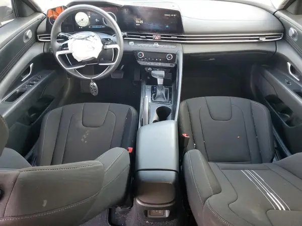 KMHLM4DG2RU652619 2024 HYUNDAI ELANTRA - Image 8