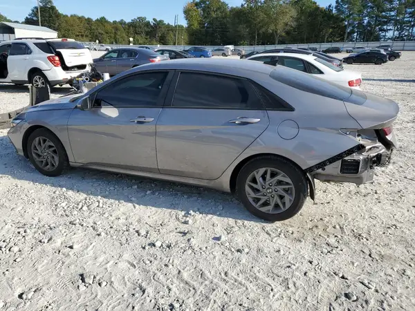 KMHLM4DG2RU652653 2024 HYUNDAI ELANTRA - Image 2