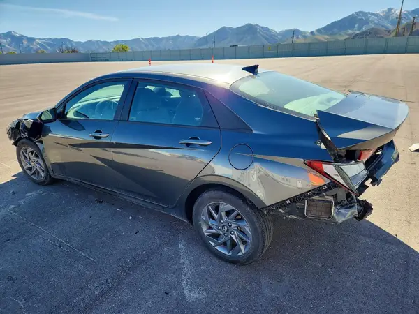 KMHLM4DG2RU655116 2024 HYUNDAI ELANTRA - Image 2