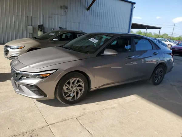 KMHLM4DG2RU664673 2024 HYUNDAI ELANTRA - Image 1