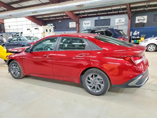 KMHLM4DG2RU665628 2024 HYUNDAI ELANTRA - Image 2