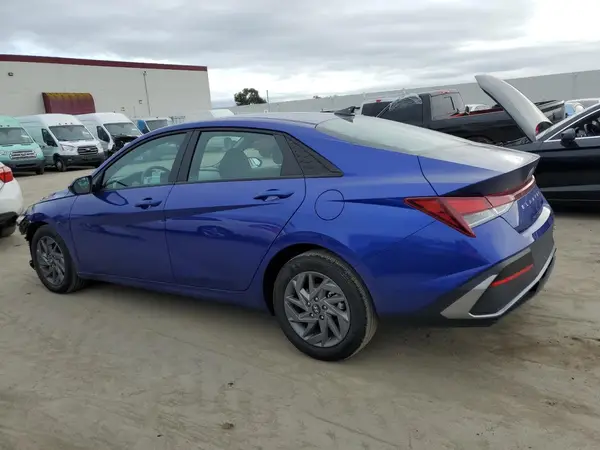 KMHLM4DG2RU668660 2024 HYUNDAI ELANTRA - Image 2