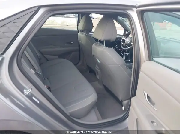 KMHLM4DG2RU668822 2024 HYUNDAI ELANTRA - Image 8