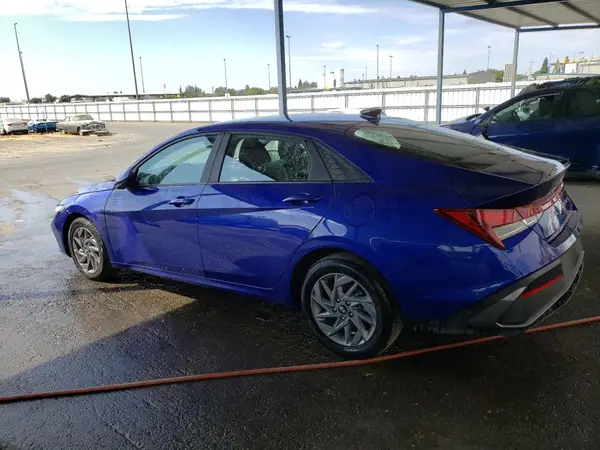 KMHLM4DG2RU672885 2024 HYUNDAI ELANTRA - Image 2