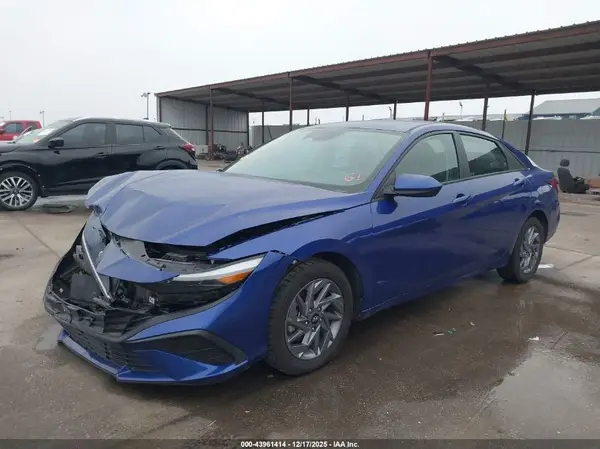KMHLM4DG2RU673728 2024 HYUNDAI ELANTRA - Image 2