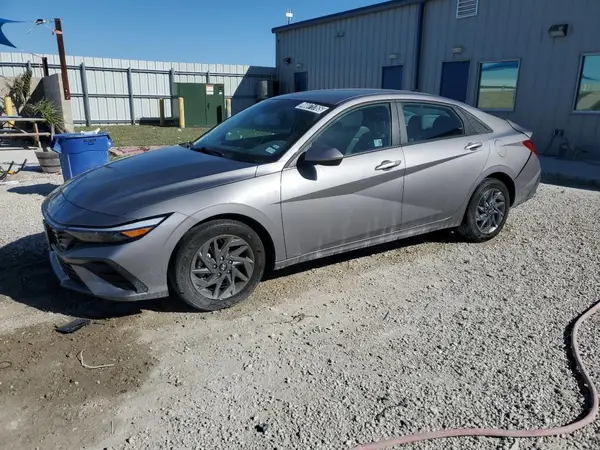 KMHLM4DG2RU676838 2024 HYUNDAI ELANTRA - Image 1