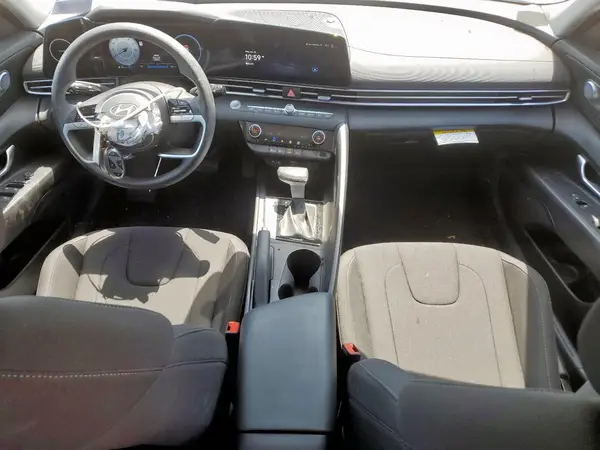 KMHLM4DG2RU682445 2024 HYUNDAI ELANTRA - Image 8