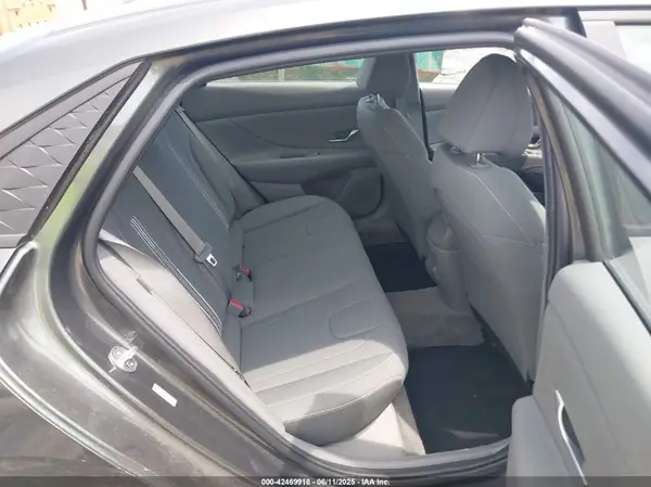 KMHLM4DG2RU684521 2024 HYUNDAI ELANTRA - Image 8