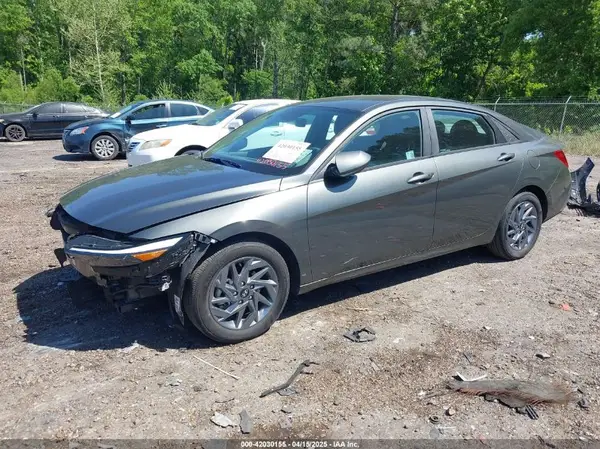 KMHLM4DG2RU686933 2024 HYUNDAI ELANTRA - Image 2
