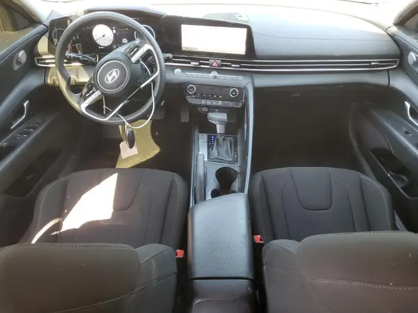 KMHLM4DG2RU690822 2024 HYUNDAI ELANTRA - Image 8