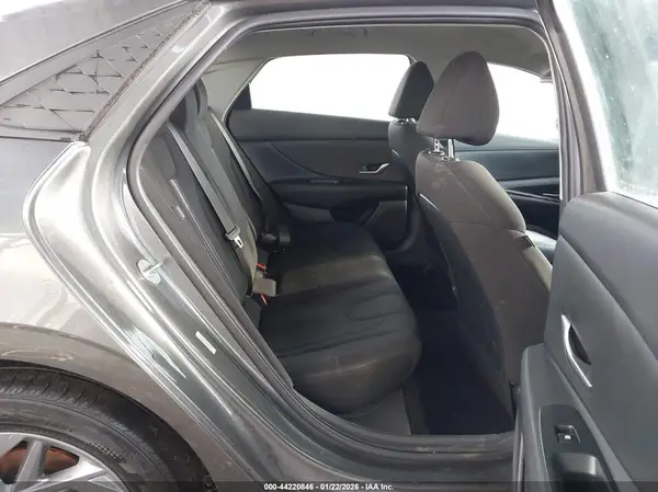 KMHLM4DG2RU693641 2024 HYUNDAI ELANTRA - Image 8