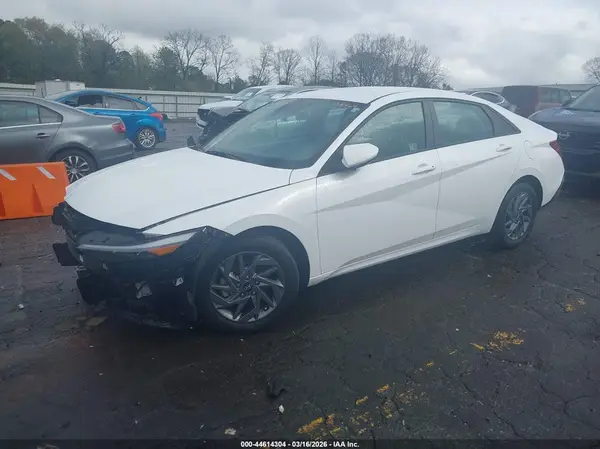KMHLM4DG2RU705464 2024 HYUNDAI ELANTRA - Image 2