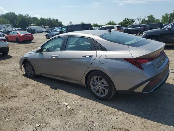 KMHLM4DG2RU711474 2024 HYUNDAI ELANTRA - Image 2