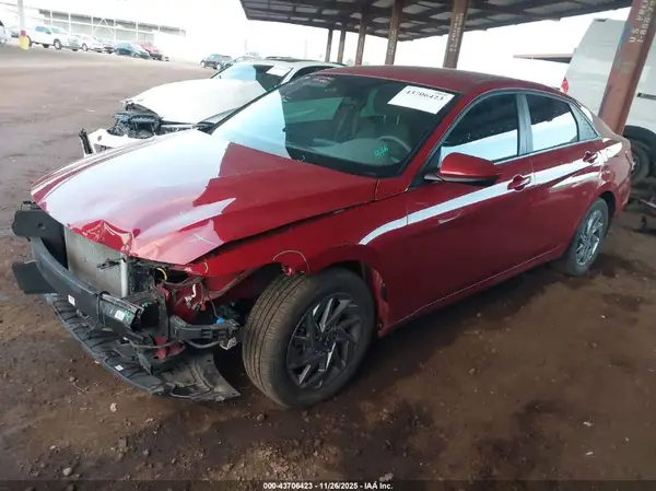 KMHLM4DG2RU712124 2024 HYUNDAI ELANTRA - Image 2