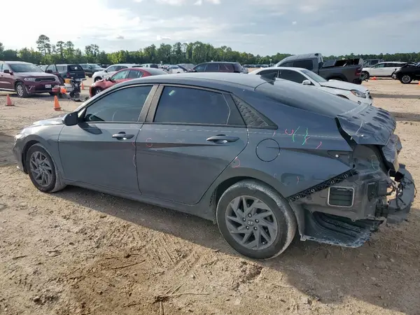 KMHLM4DG2RU726332 2024 HYUNDAI ELANTRA - Image 2