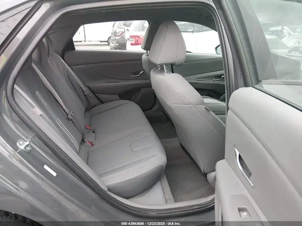 KMHLM4DG2RU728937 2024 HYUNDAI ELANTRA - Image 8